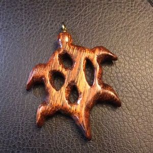 Hawaiian Wood Carved Turtle Pendant